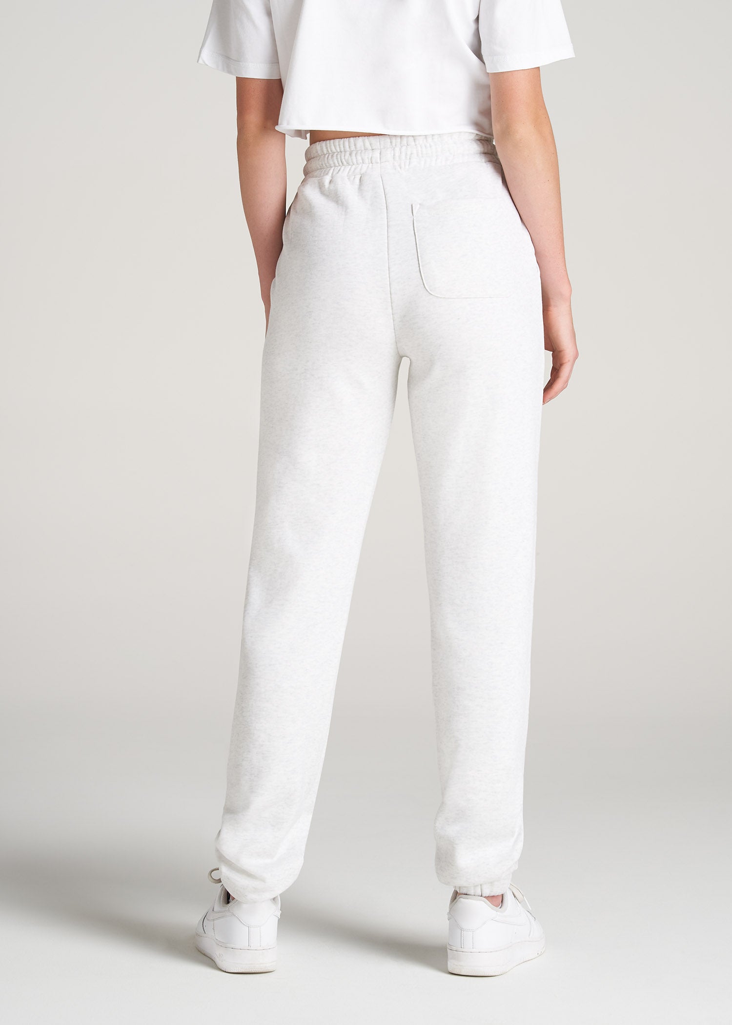 Tall Women's Fitted Sweatpants: High-Waisted White Sweatpants