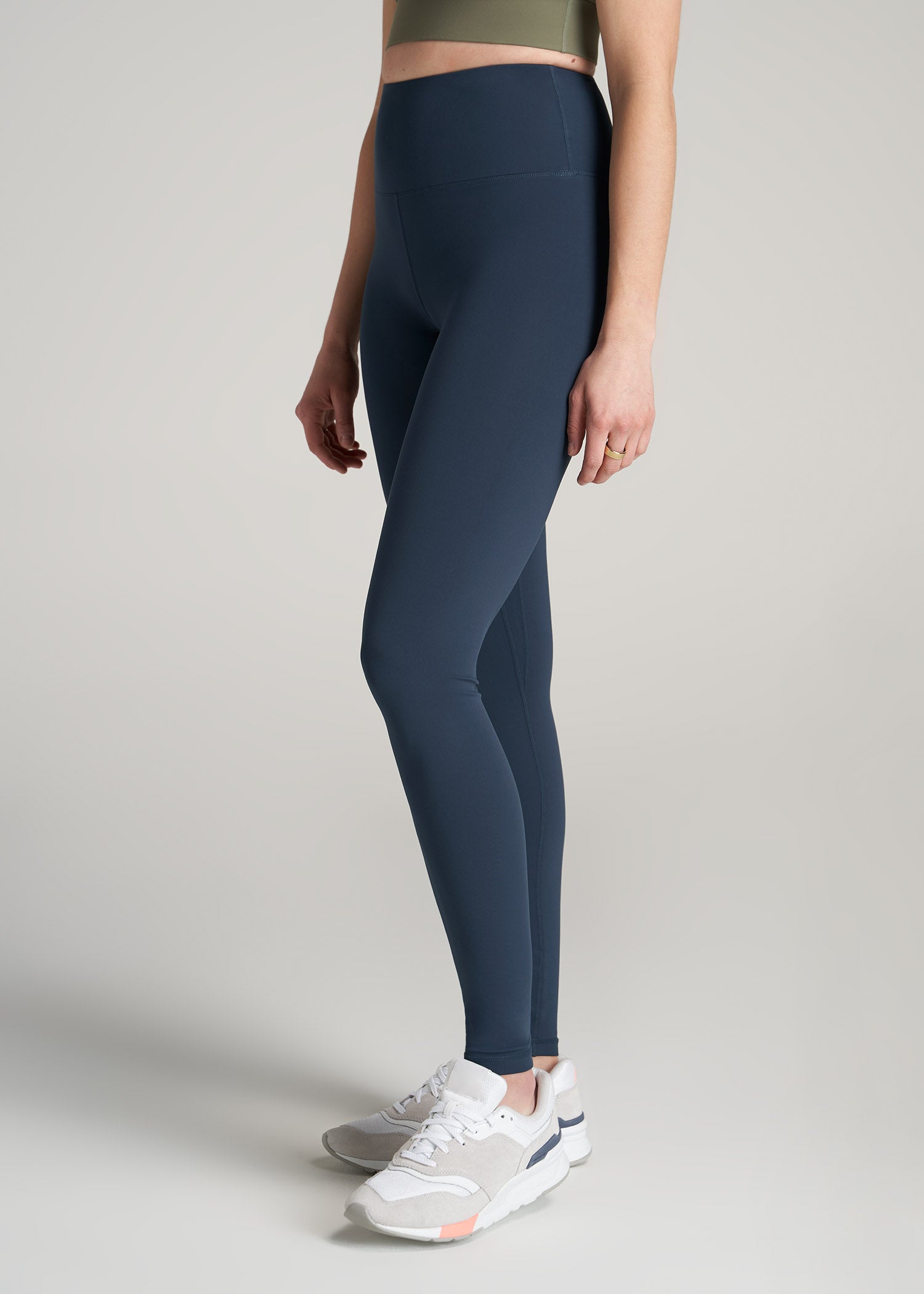 lululemon athletica, Pants & Jumpsuits, Navy Blue Cropped Lululemon  Leggings Size 6