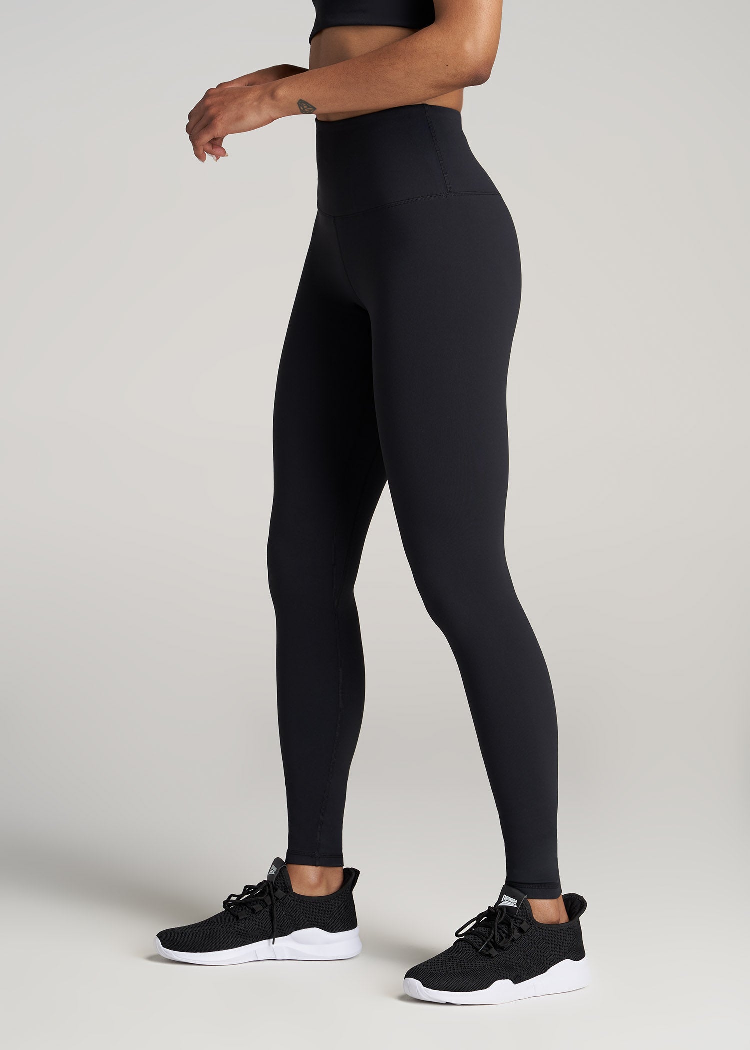 Pieces Tall high waisted leggings in black