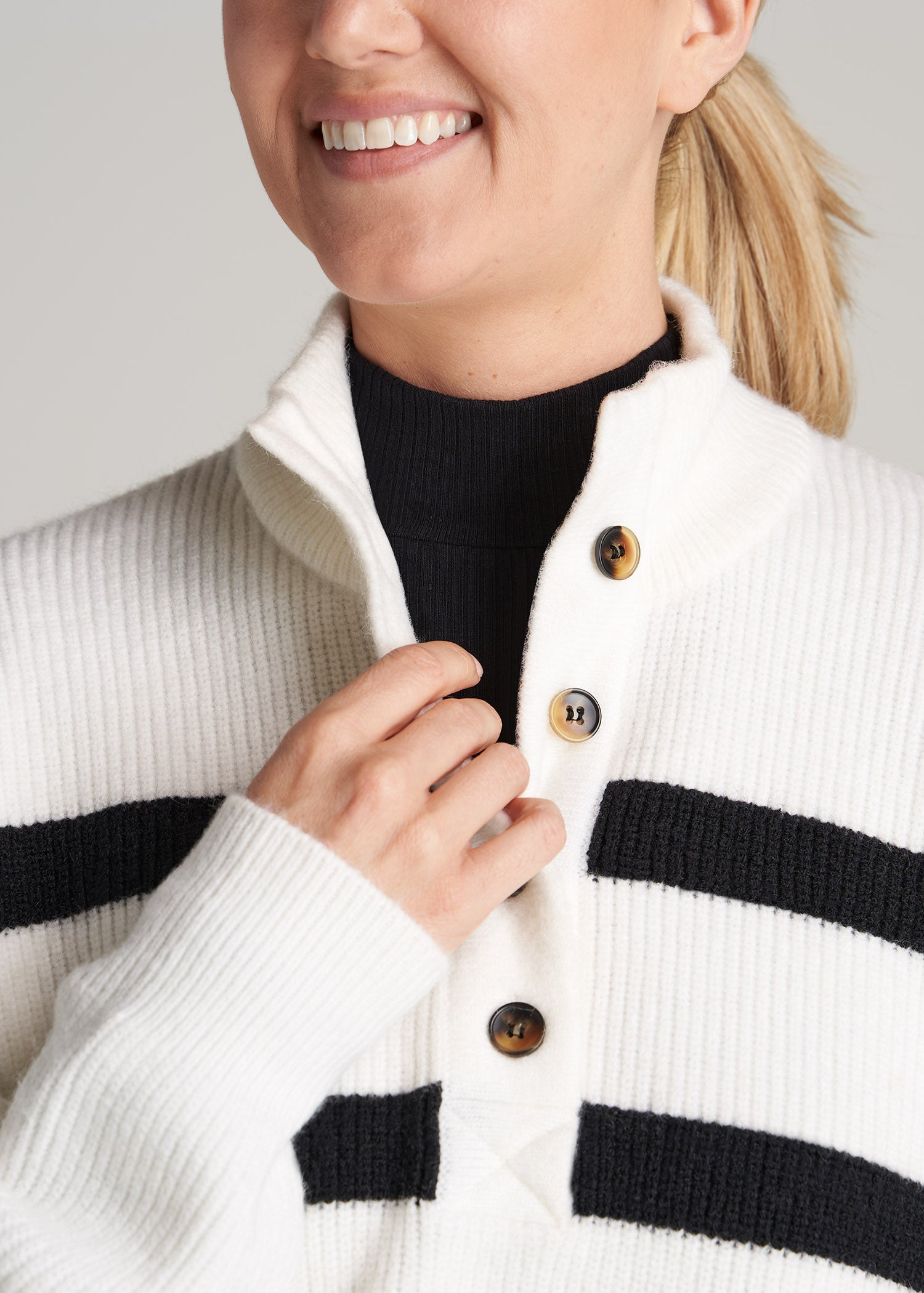 Sweater with Collar - White/black striped - Ladies