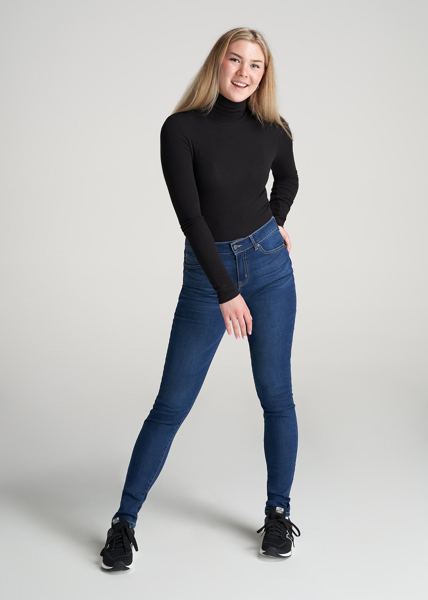 Tall Women's FITTED Long Sleeve Ribbed Turtleneck Tee in Black