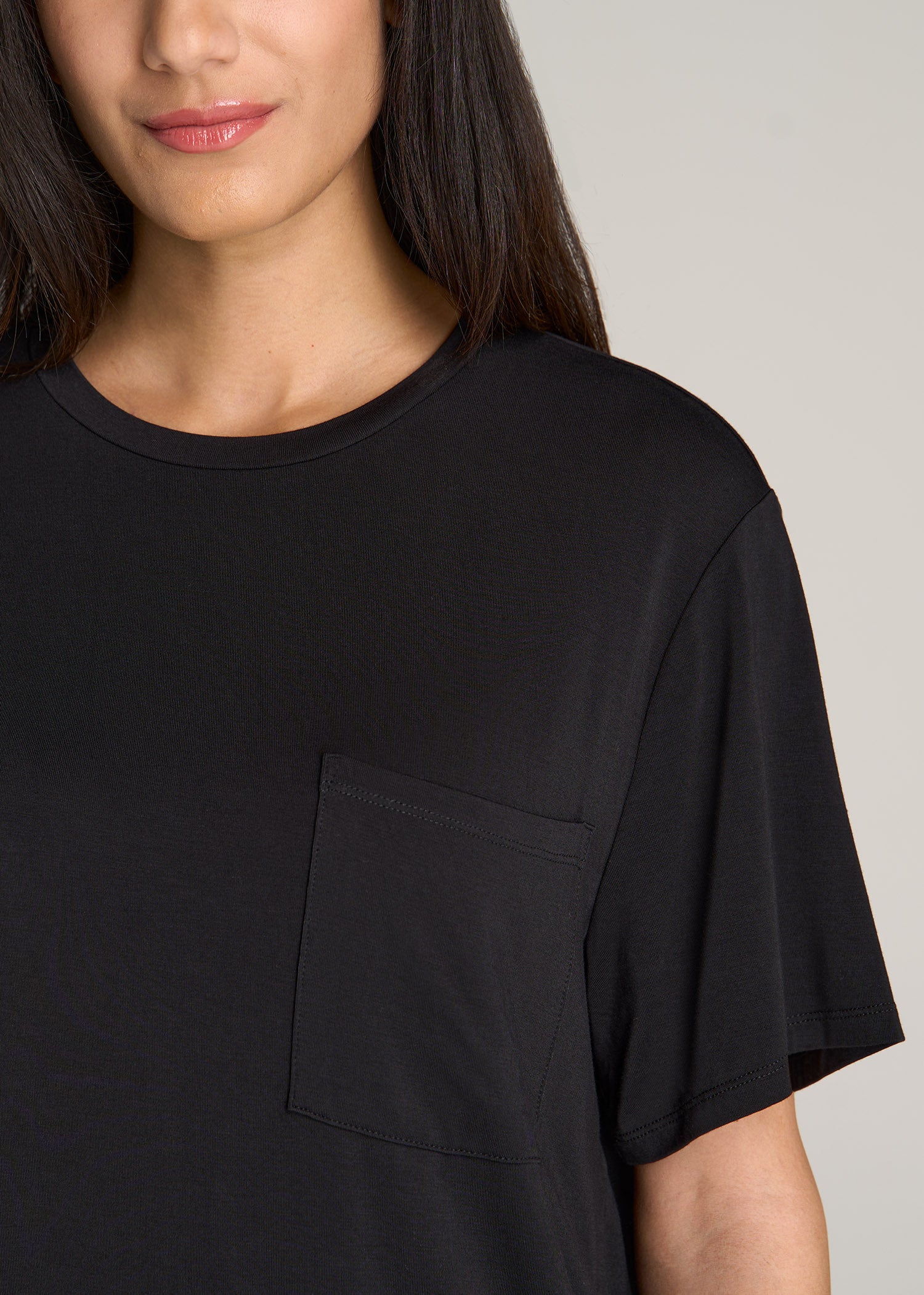 Women's Black Solid Oversized T-shirt & Women's Black Mid Rise Straigh