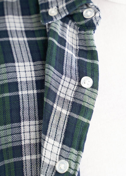 american-tall-mens-double-weave-forestgreen-whiteplaid-detail